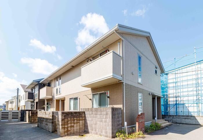 クレスポワールの外観画像