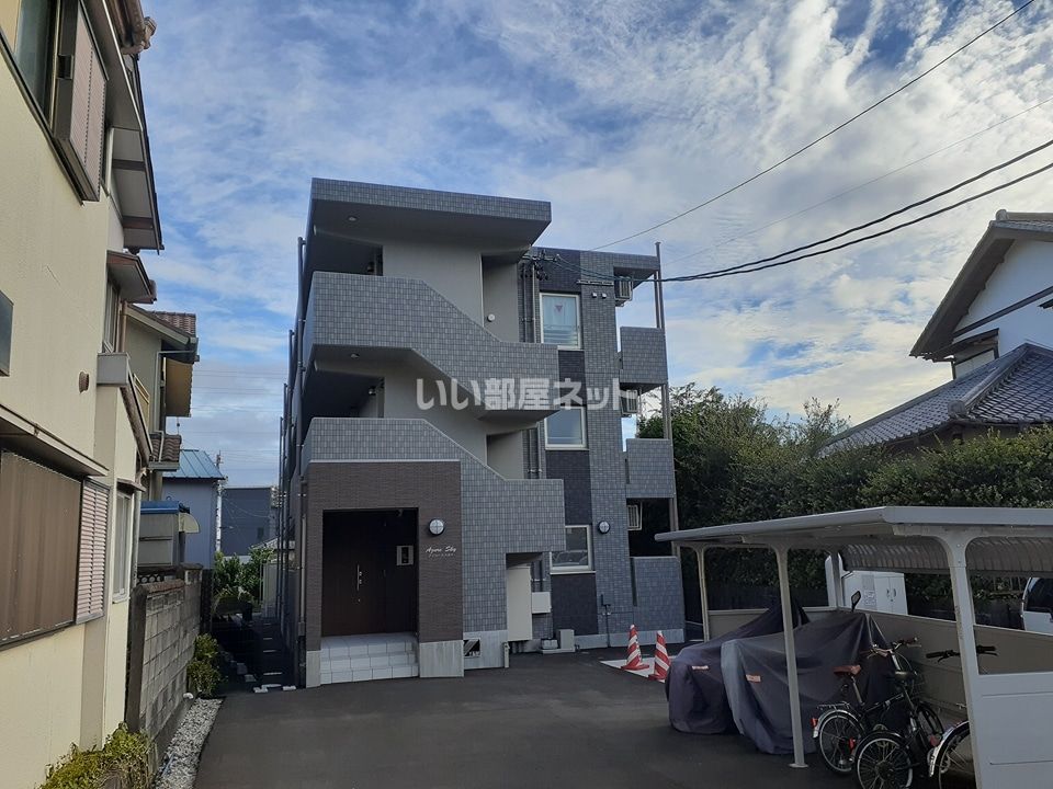 Azure Sky(アジュール スカイ)の外観画像