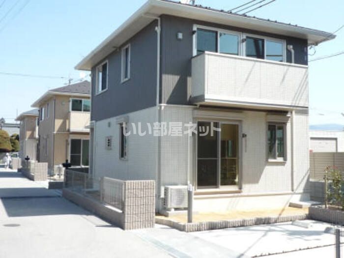 レークタウンの外観画像