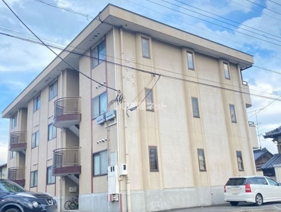 エクシア保坂の外観画像