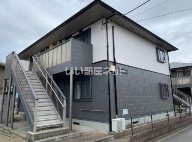 サンガーデン伊奈 Bの外観画像