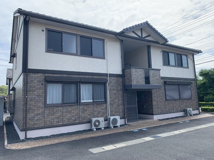 カトルセゾン B棟の外観画像