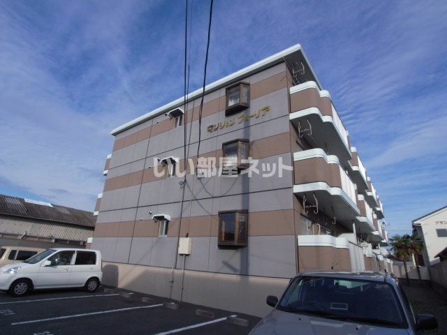 マンションフォーリアの外観画像