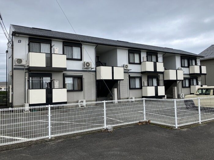 エスパシオ那賀川 B棟の外観画像