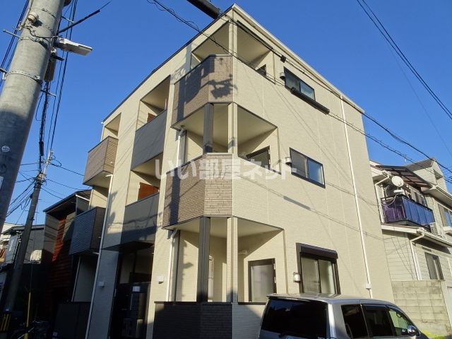 フォワード伏見稲荷の外観画像