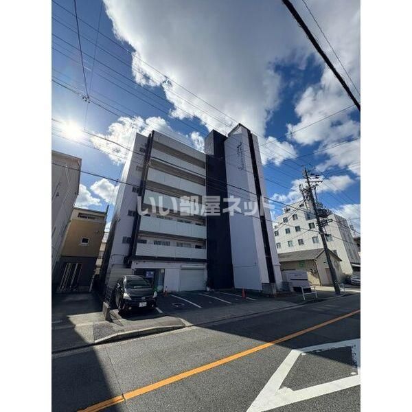 第3元八事ビルの外観画像