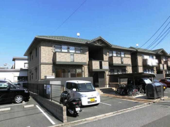 フォンティーヌ F棟の外観画像