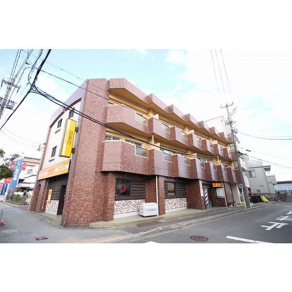 マンション日出山の外観画像