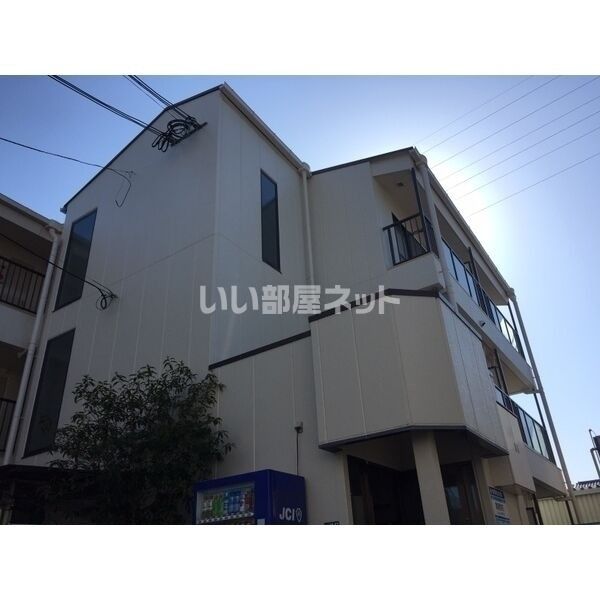 アパートメント柏原の外観画像