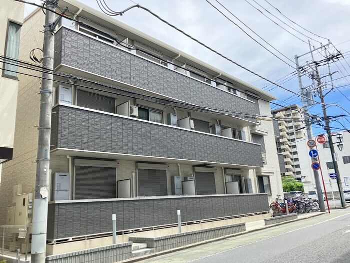 スリール ドゥの外観画像