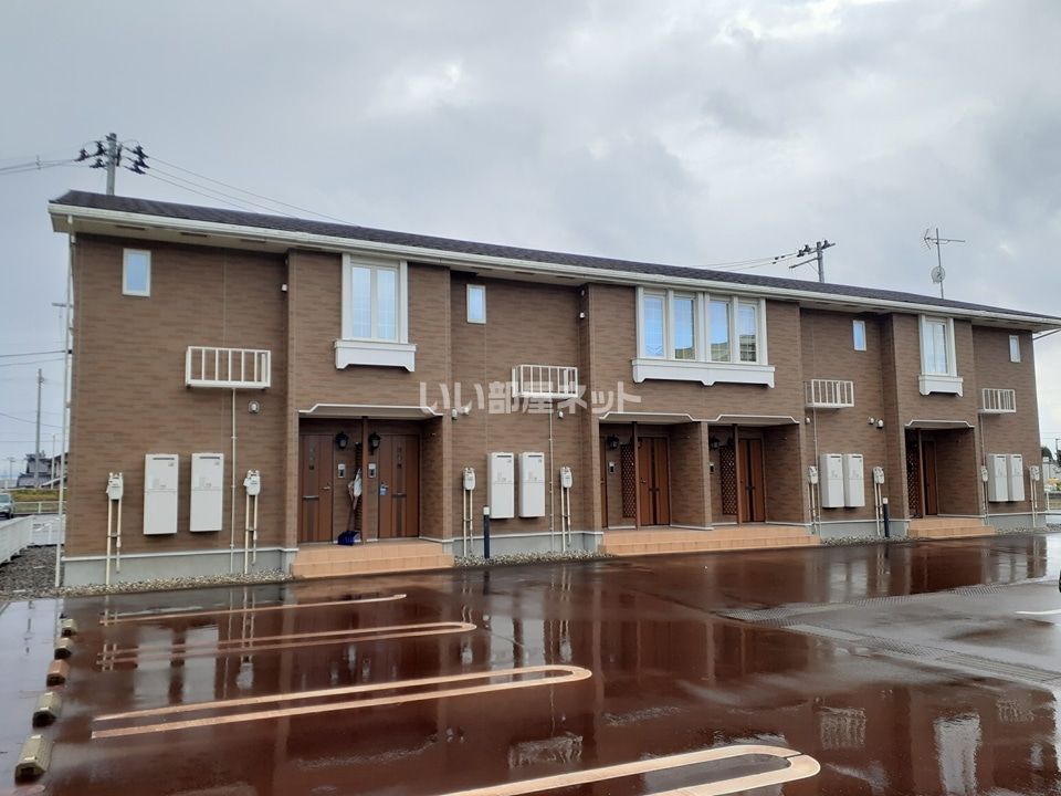 クローバーハイツⅡの外観画像