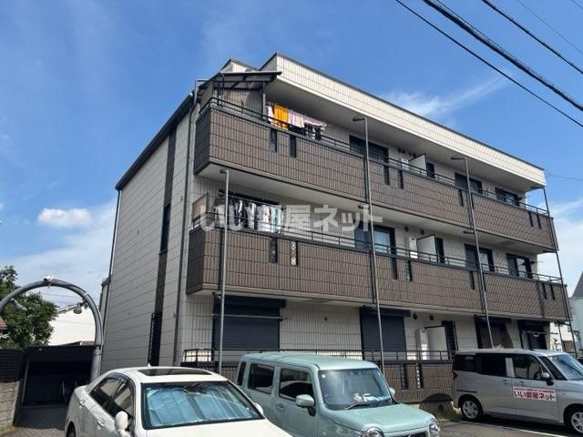 コリーヌベールの外観画像