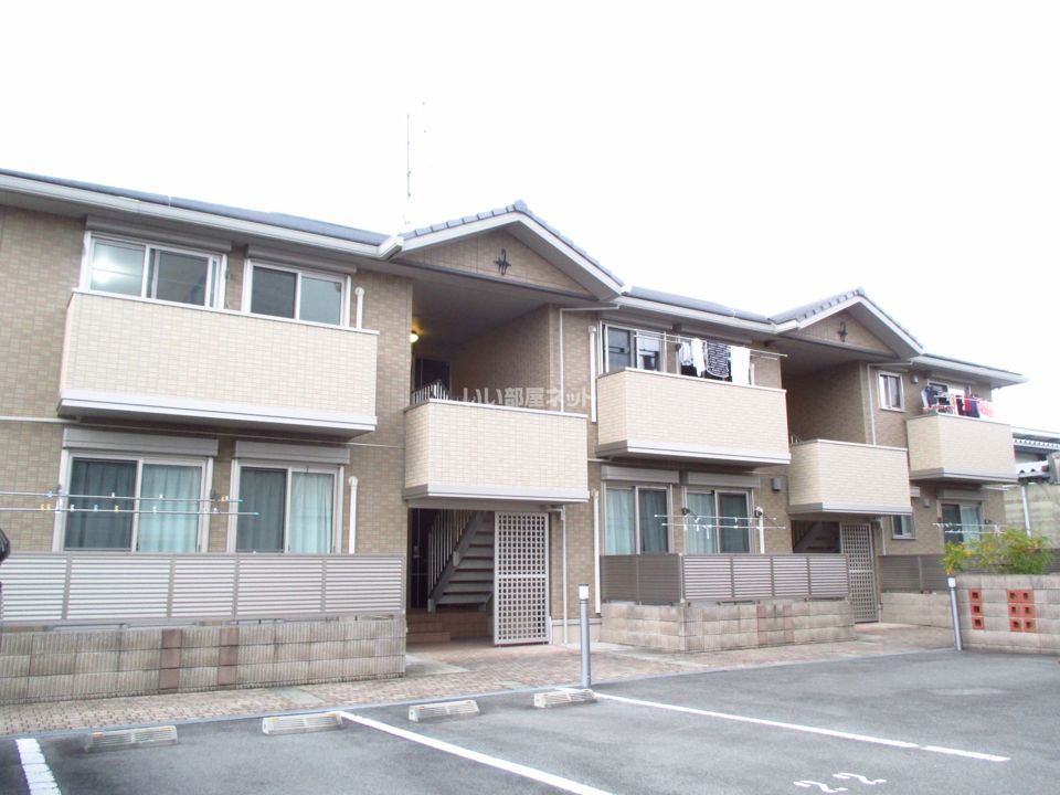 リヴェール 城 A棟の外観画像