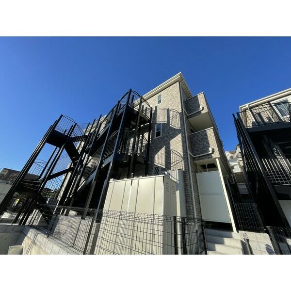 YKヒルズ横浜三ツ沢Ⅰ(旧ハーミットクラブ横浜三ツ沢Ⅰ)の外観画像