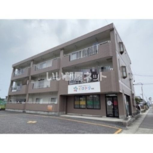 ロイヤルランド泉の外観画像