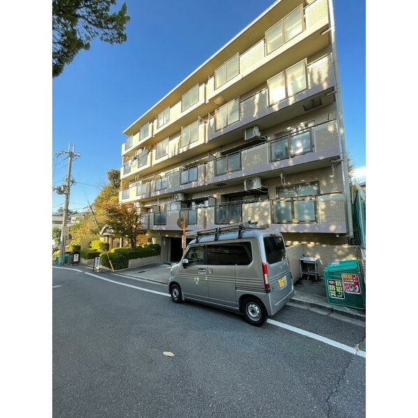 ネオハイツ学園前3番館の外観画像