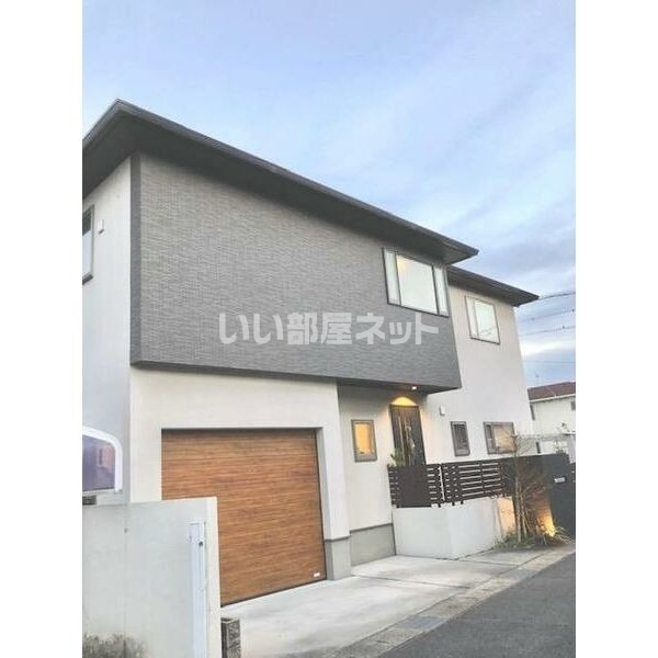 恩田町1丁目戸建の外観画像