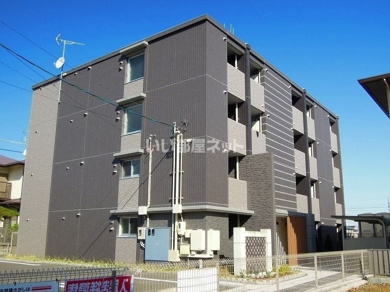 ロイヤルナカダの外観画像