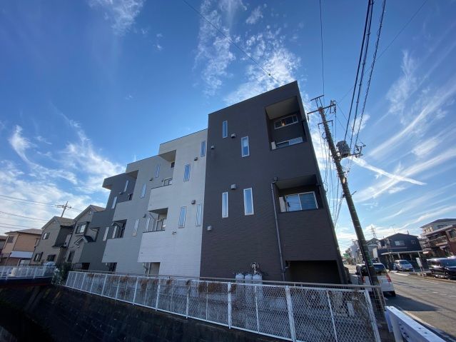 CB東浦和カステンの外観画像