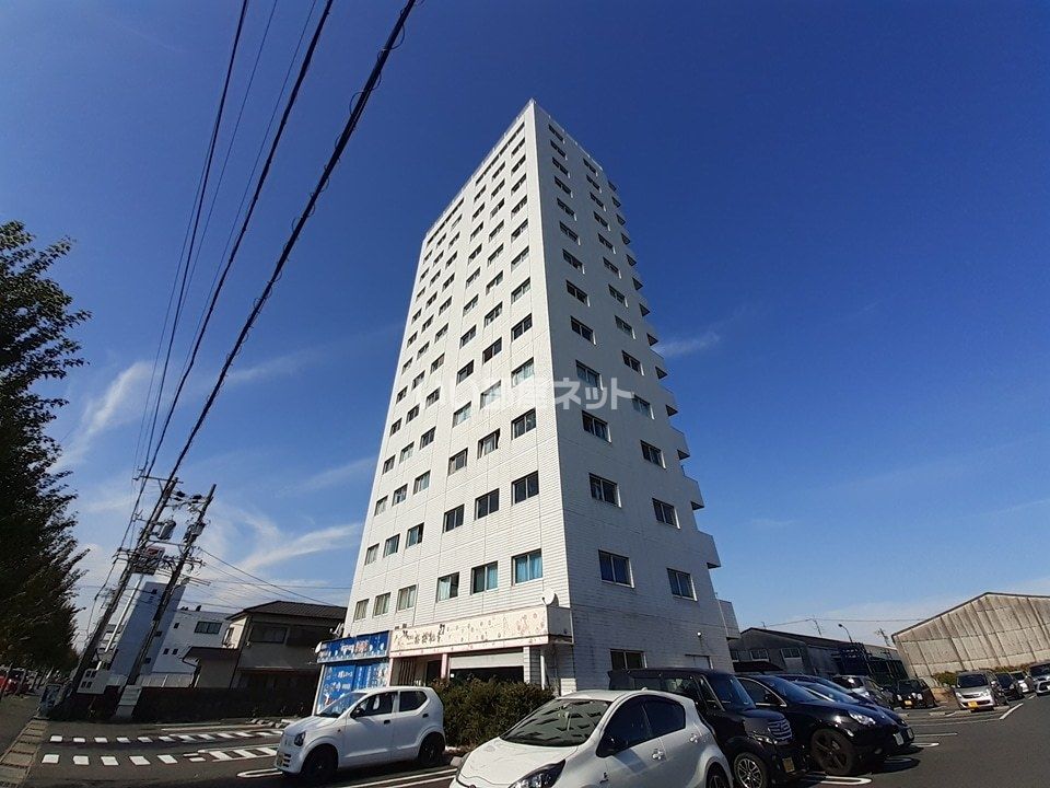 ベーシック中日の外観画像