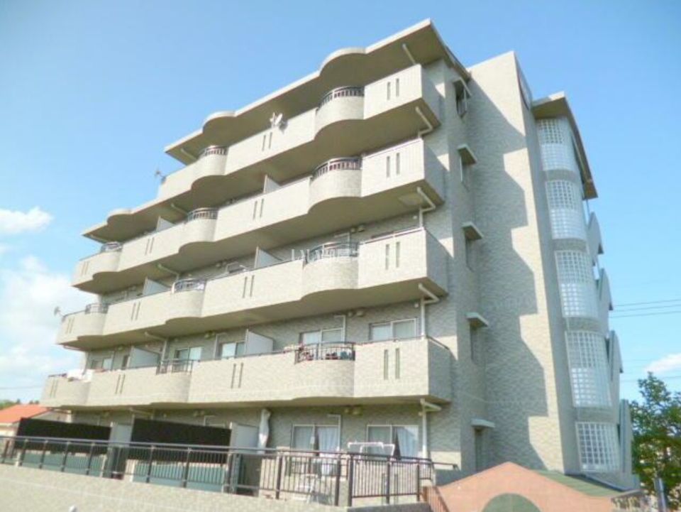 グランシャリオの外観画像