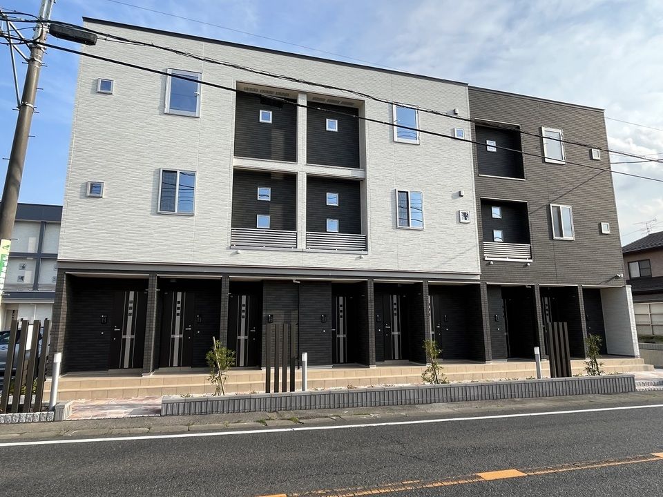 サニーコートD棟の外観画像
