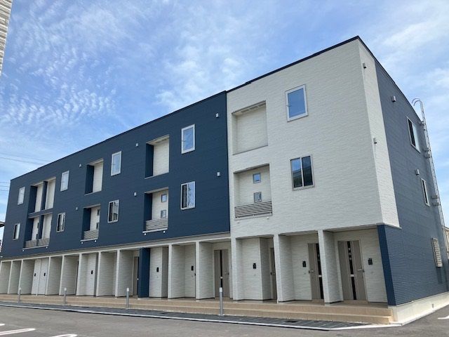 サニーコートE棟の外観画像