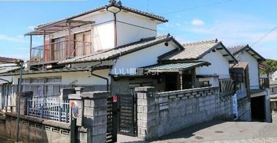 境貸家の外観画像