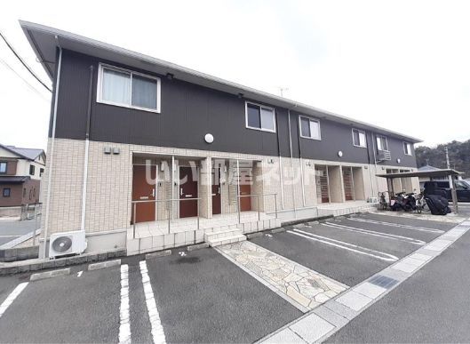 トレス中間弐番館の外観画像
