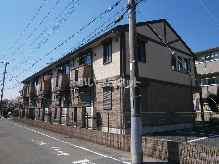 モナリエ平山の外観画像