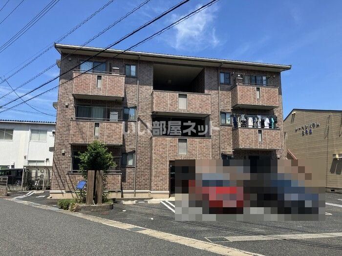 ロイヤル ウェルスの外観画像