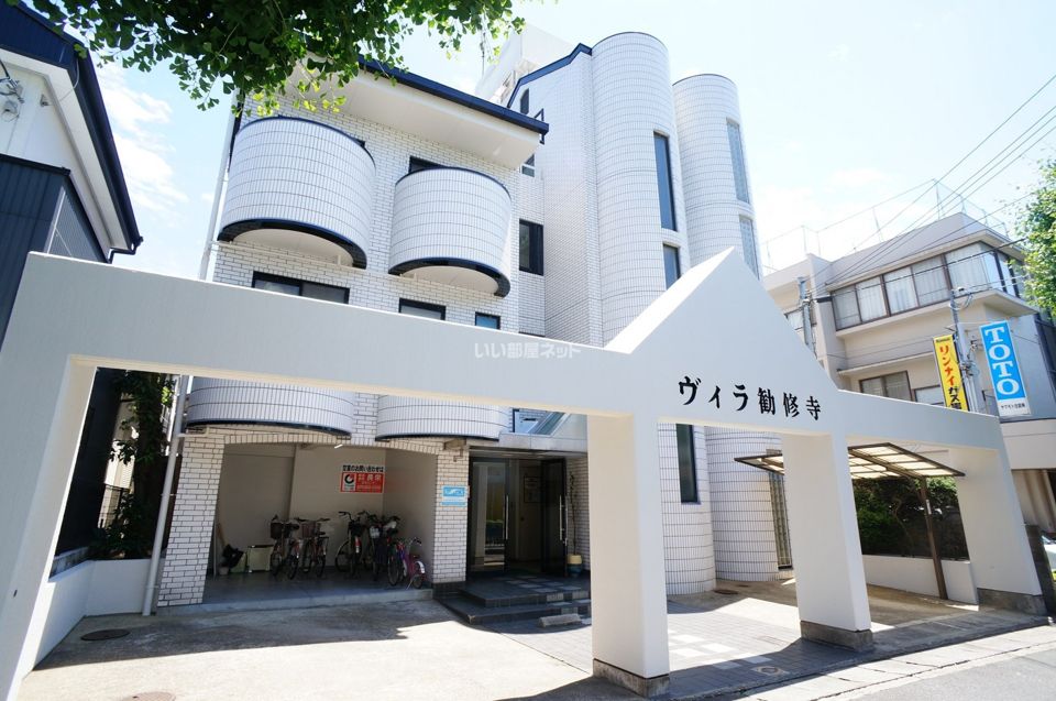 ヴィラ勧修寺の外観画像