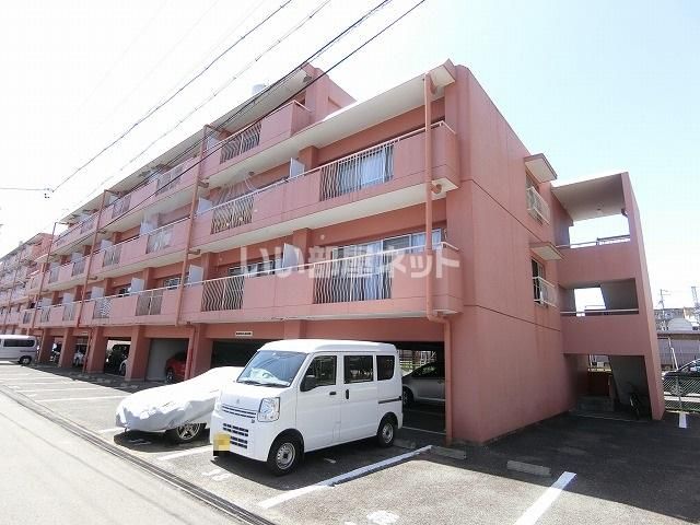リパルティーレ津新町の外観画像