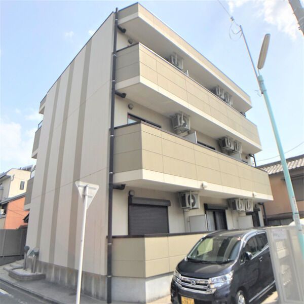 WOODY CASTLEの外観画像