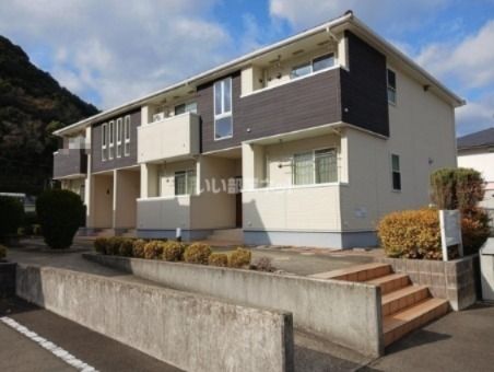 グランデ・ソレイユDの外観画像