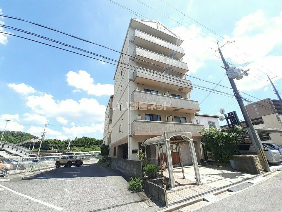 シオン平城山の外観画像