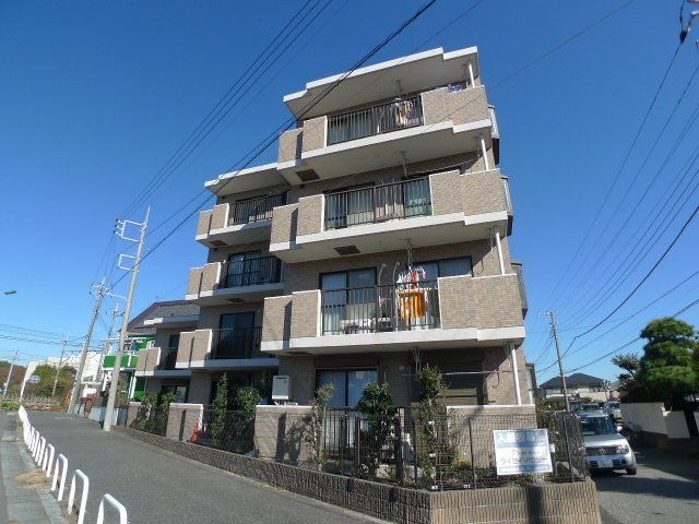 クレストの外観画像