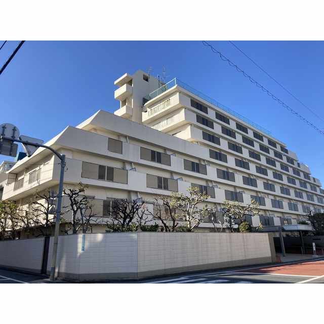 日商岩井豪徳寺マンションの外観画像