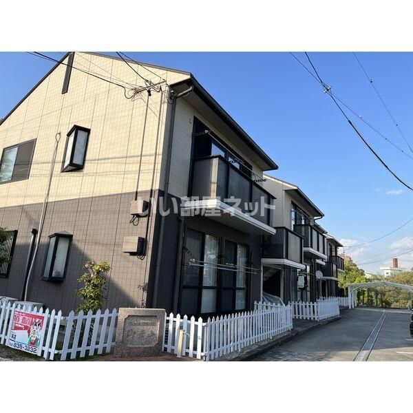 アーバンハイツ御幸山A棟の外観画像