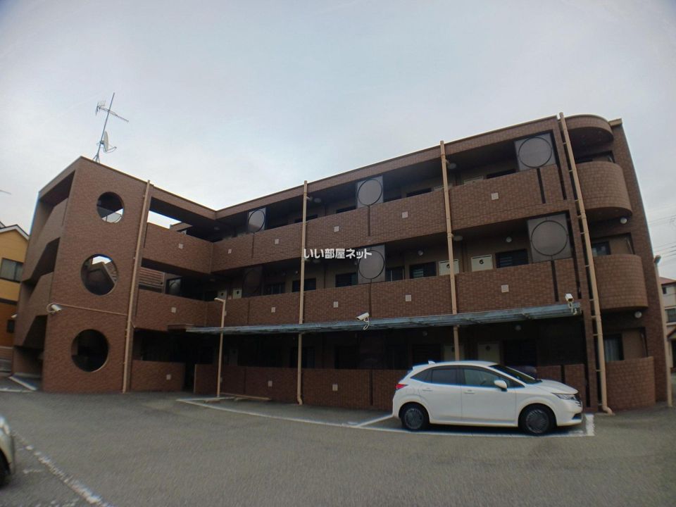 プラザハイツ二ツ屋G棟の外観画像