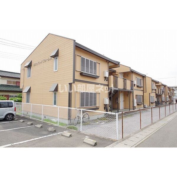 ロジュマン・ド・フォーレB棟の外観画像