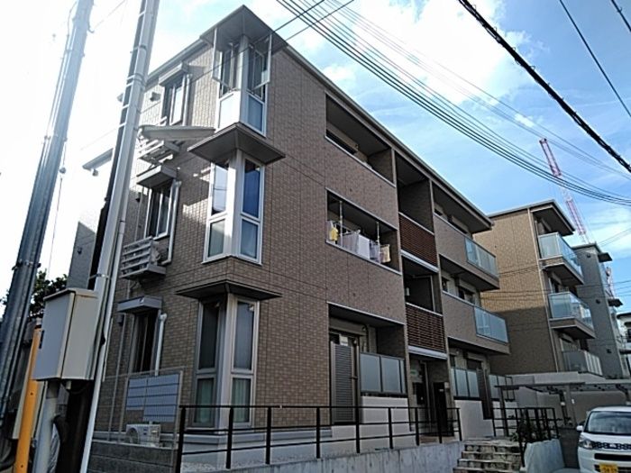 ラ メゾン ド ボヌール 桜塚 Bの外観画像