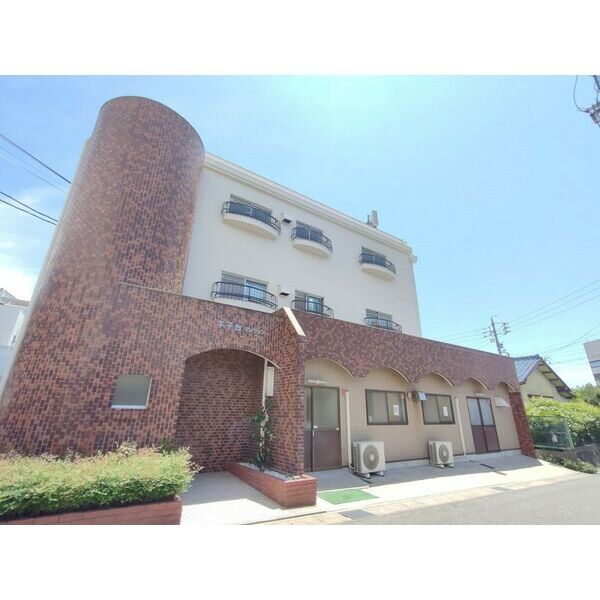 平子台マンションの外観画像