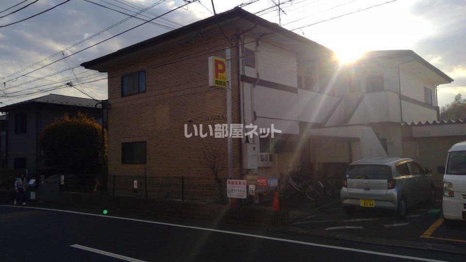 ハイツ桜丘Bの外観画像