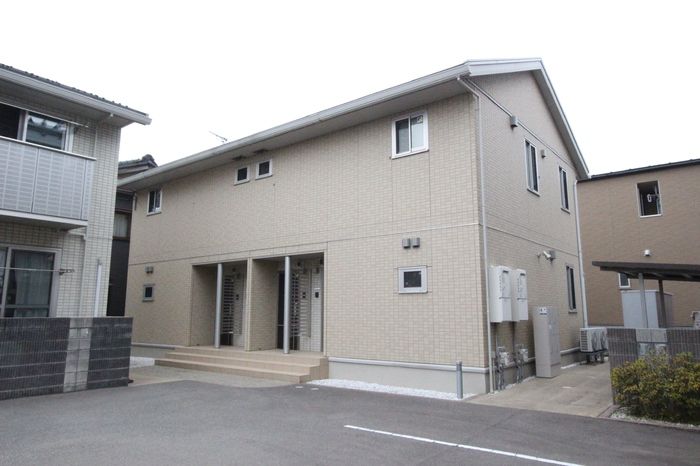 フルールデュリス B棟の外観画像