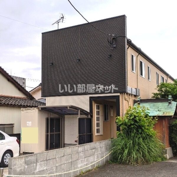 ウエストハイツの外観画像