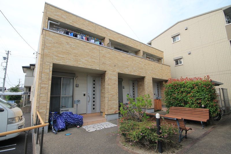 Green Court Bの外観画像