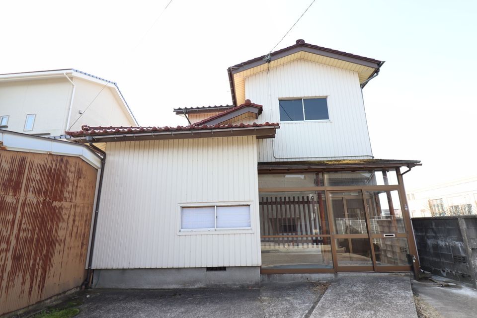高岡市野村1369-10戸建の外観画像