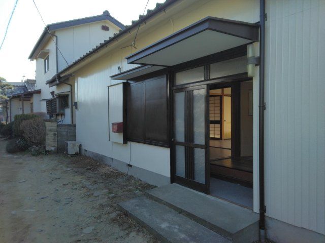 石和町市部戸建ての外観画像