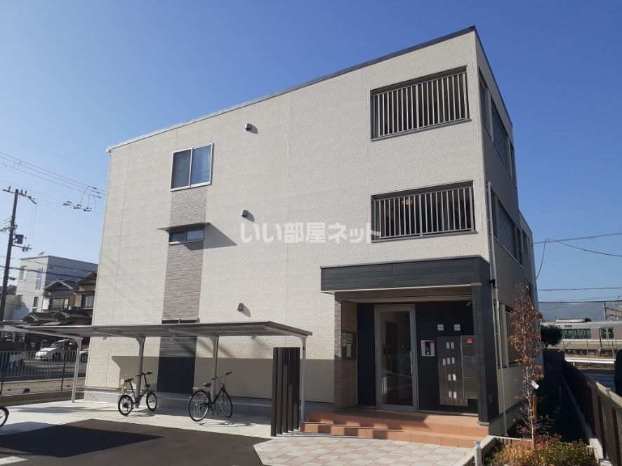 グリーンハイツ向日の外観画像